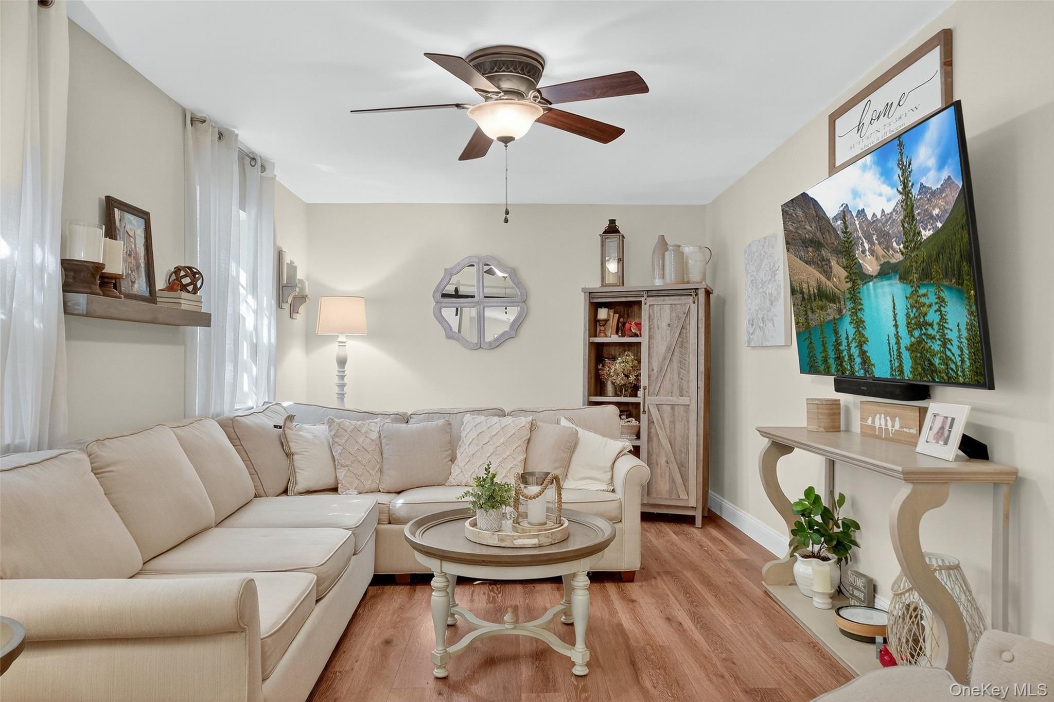 Single Family Foxwood Dr Orange County, NY 12550, MLS-920303-23