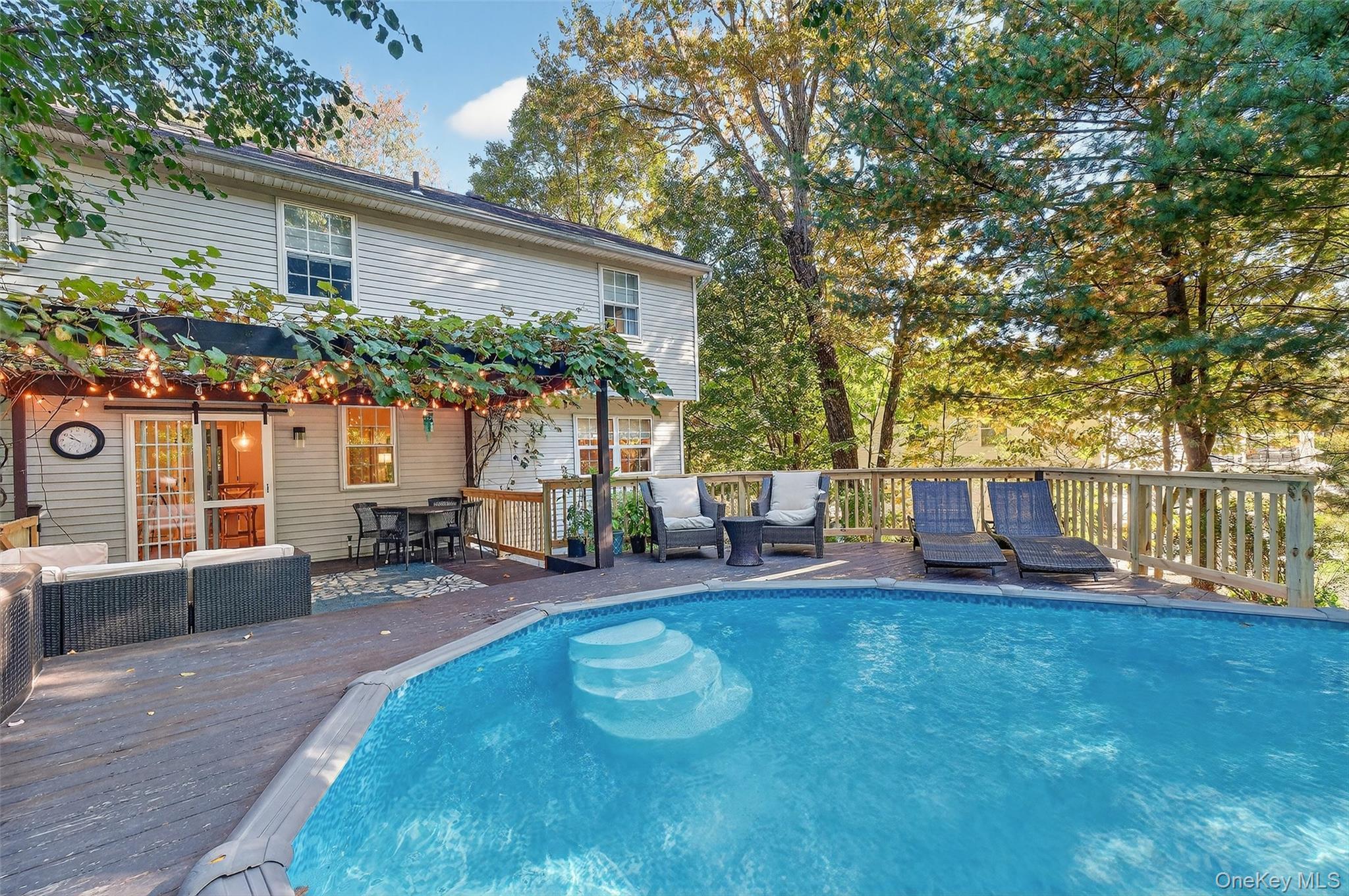 Single Family Foxwood Dr Orange County, NY 12550, MLS-920303-40