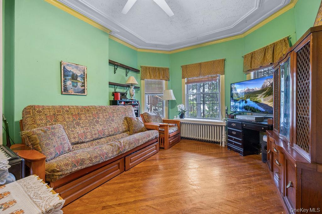 Single Family E. 28th Street Brooklyn, NY 11226, MLS-920329-7