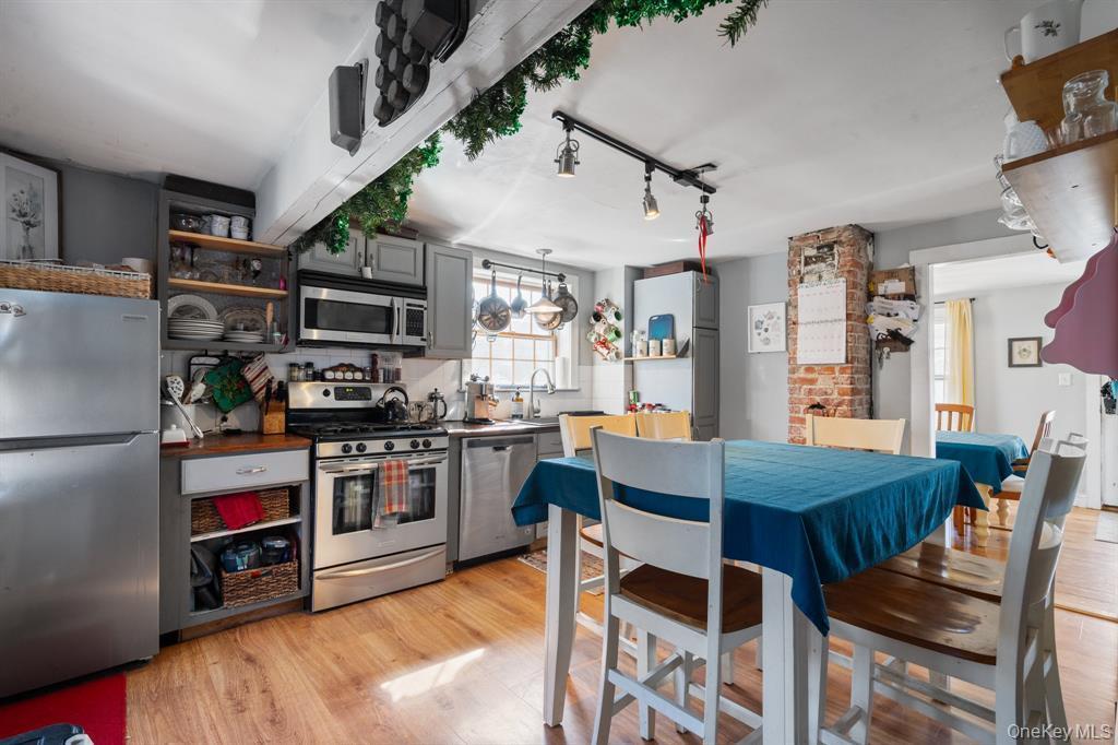 Single Family 39th Queens, NY 11361, MLS-920365-10