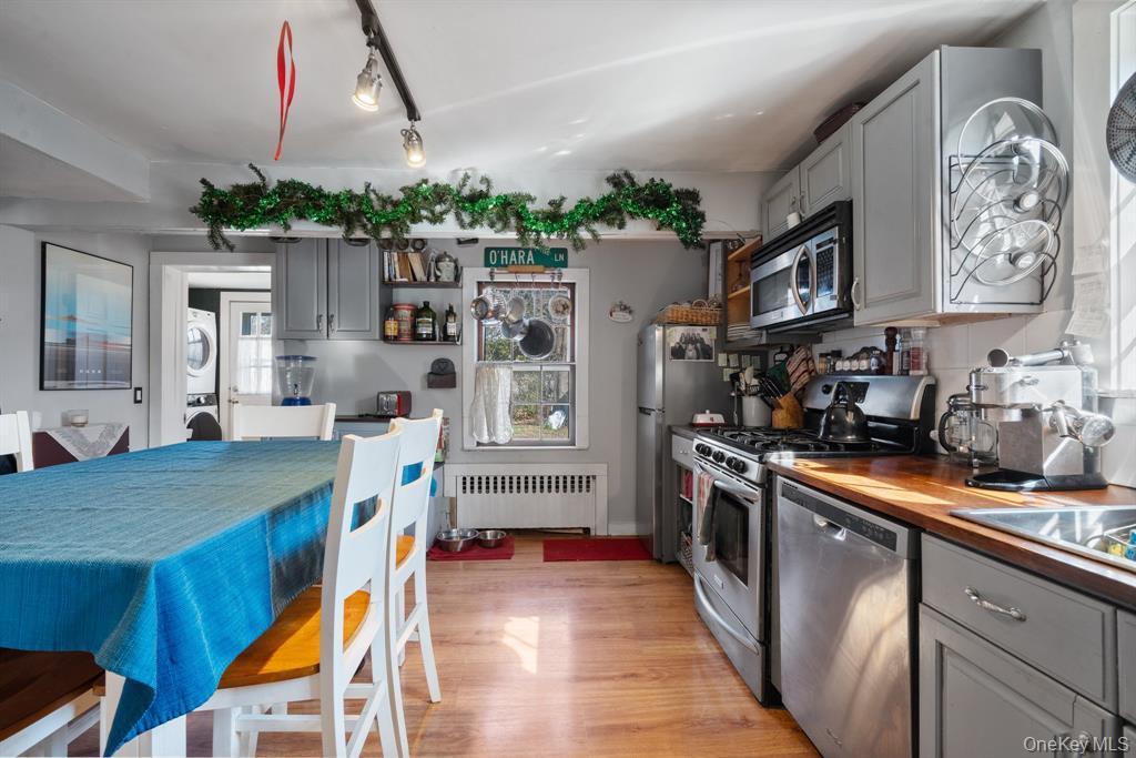 Single Family 39th Queens, NY 11361, MLS-920365-9