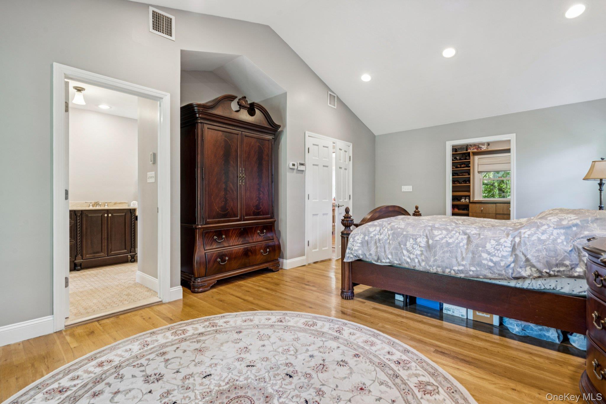 Single Family Hastings  Suffolk County, NY 11768, MLS-920368-21