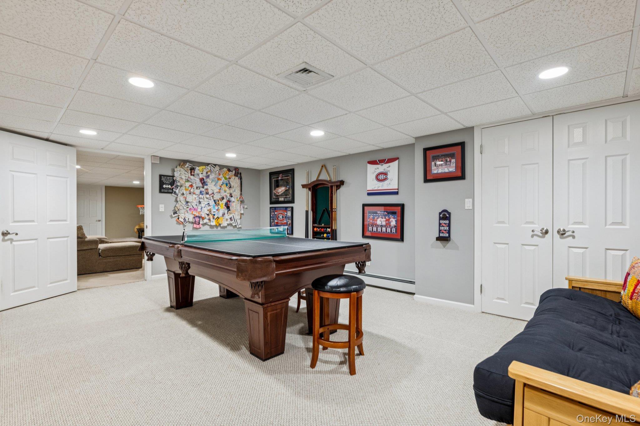 Single Family Hastings  Suffolk County, NY 11768, MLS-920368-32