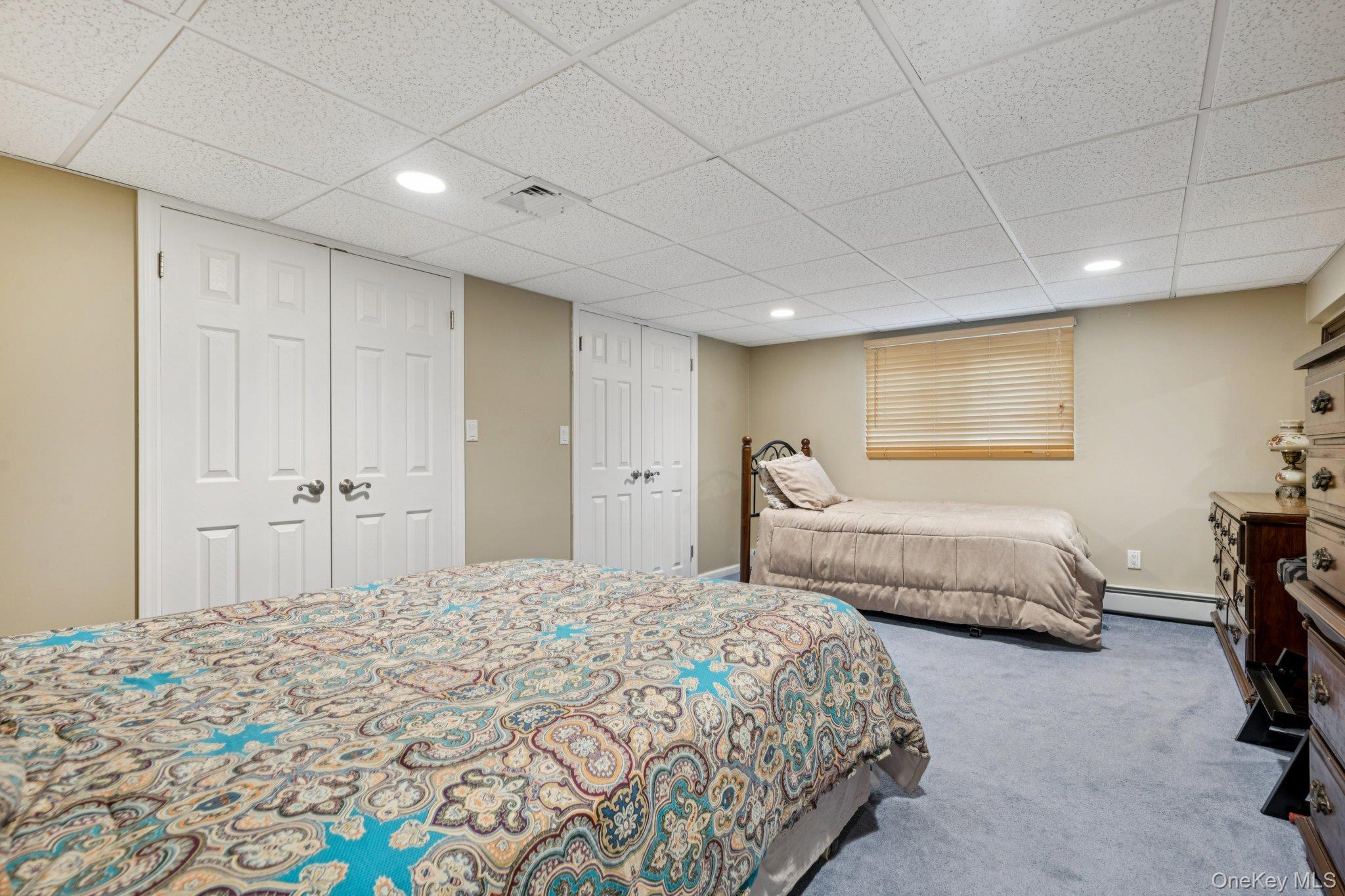 Single Family Hastings  Suffolk County, NY 11768, MLS-920368-33