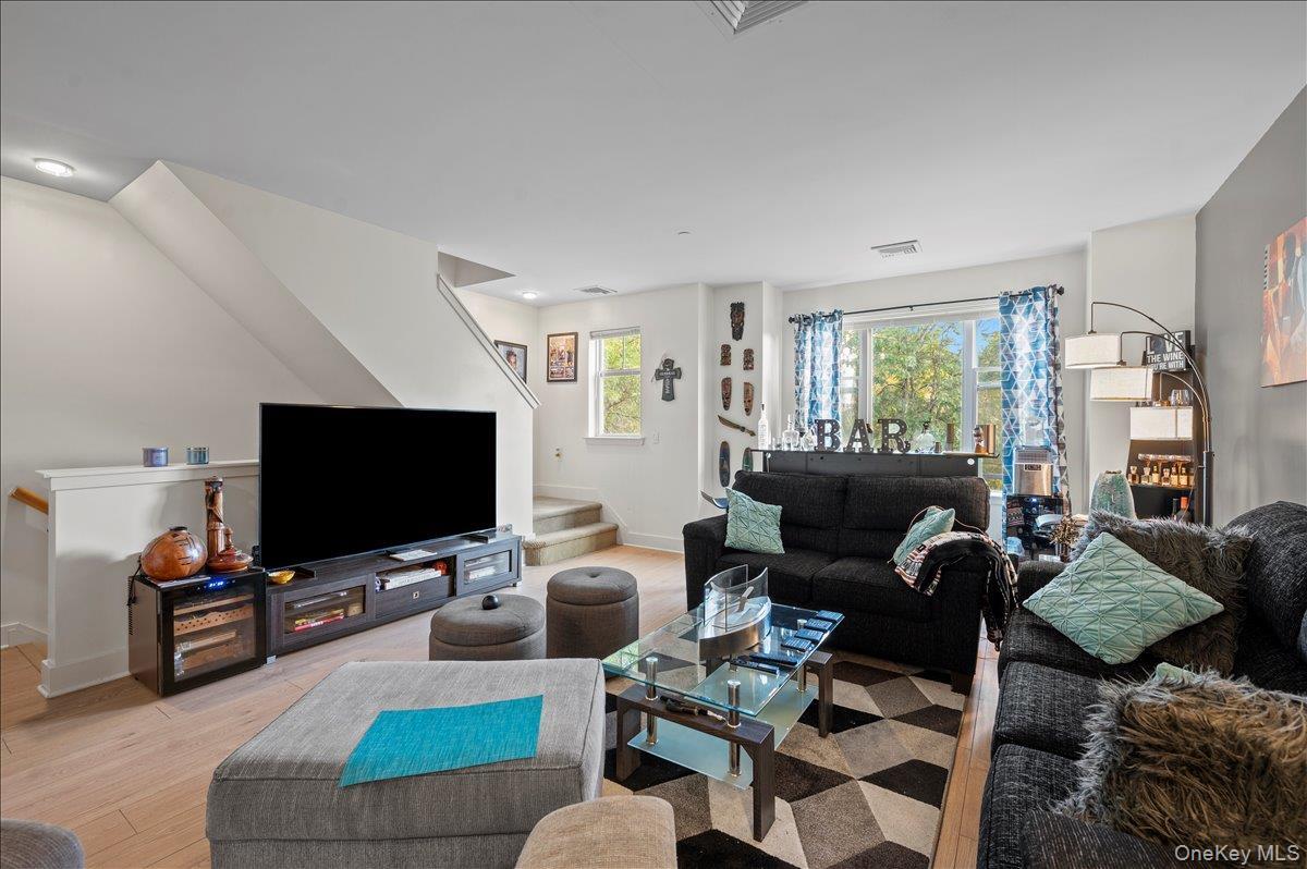 Single Family Main  Westchester County, NY 10566, MLS-920373-5