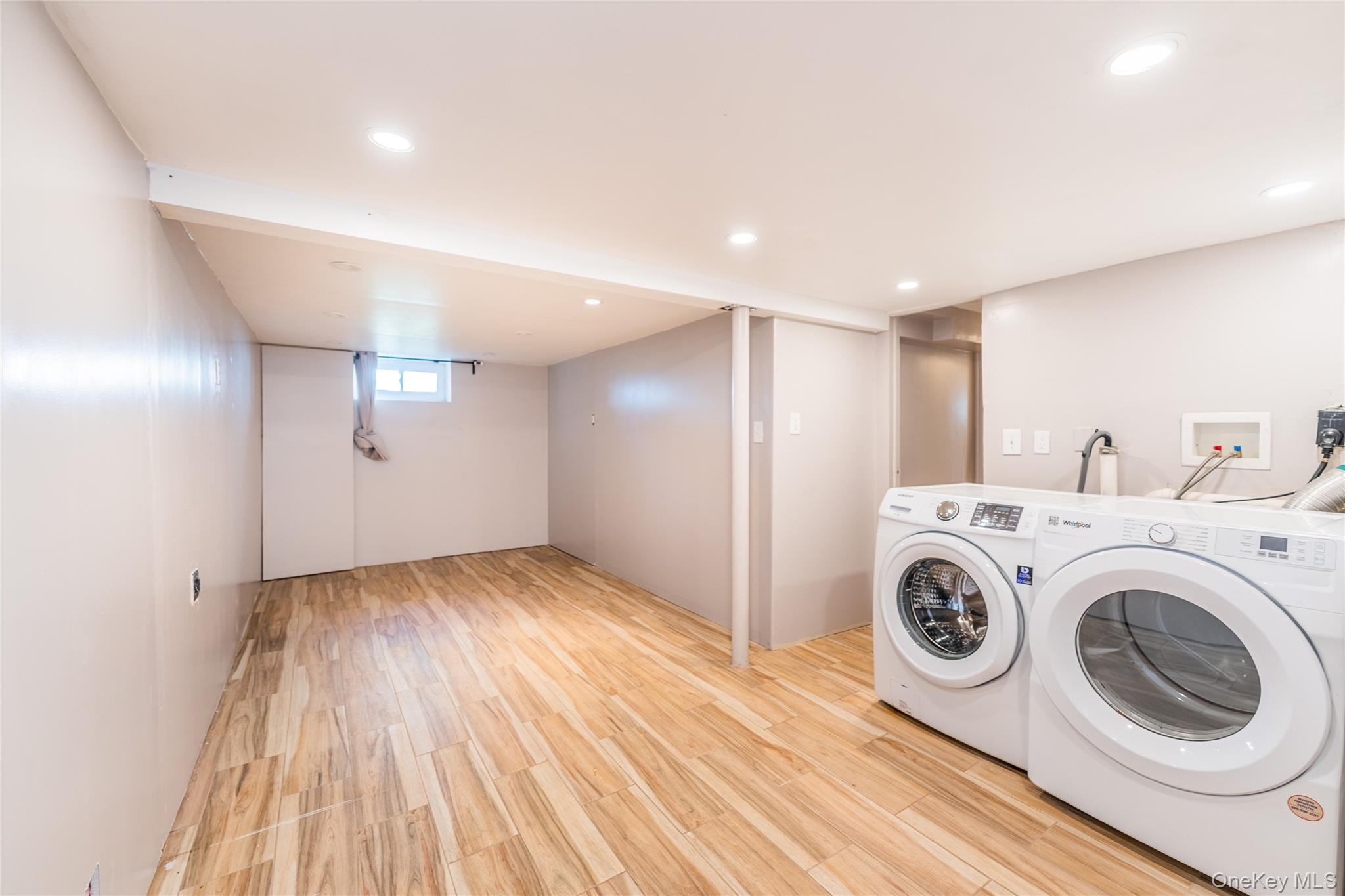 Single Family Raymond  Nassau County, NY 11710, MLS-920374-12