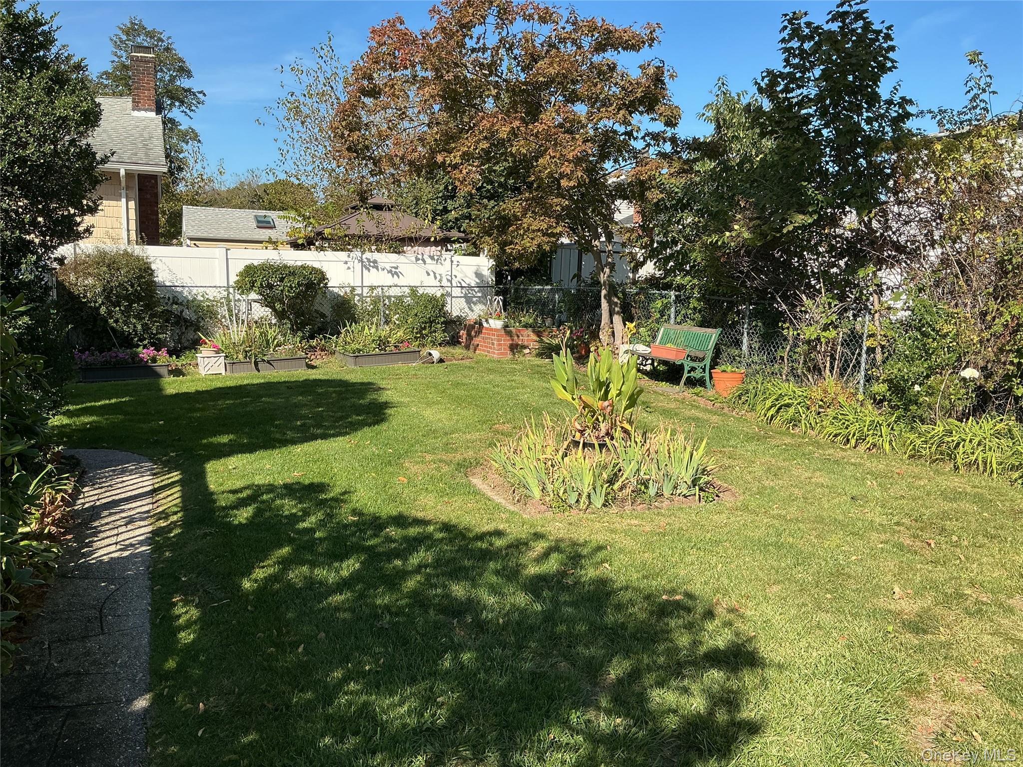 Single Family Church Nassau County, NY 11590, MLS-920402-19