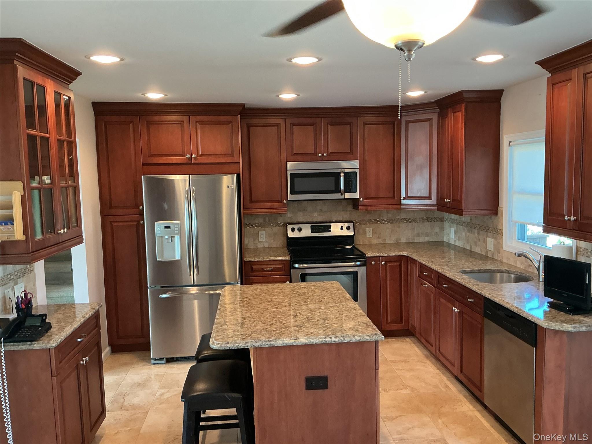 Single Family Church Nassau County, NY 11590, MLS-920402-4