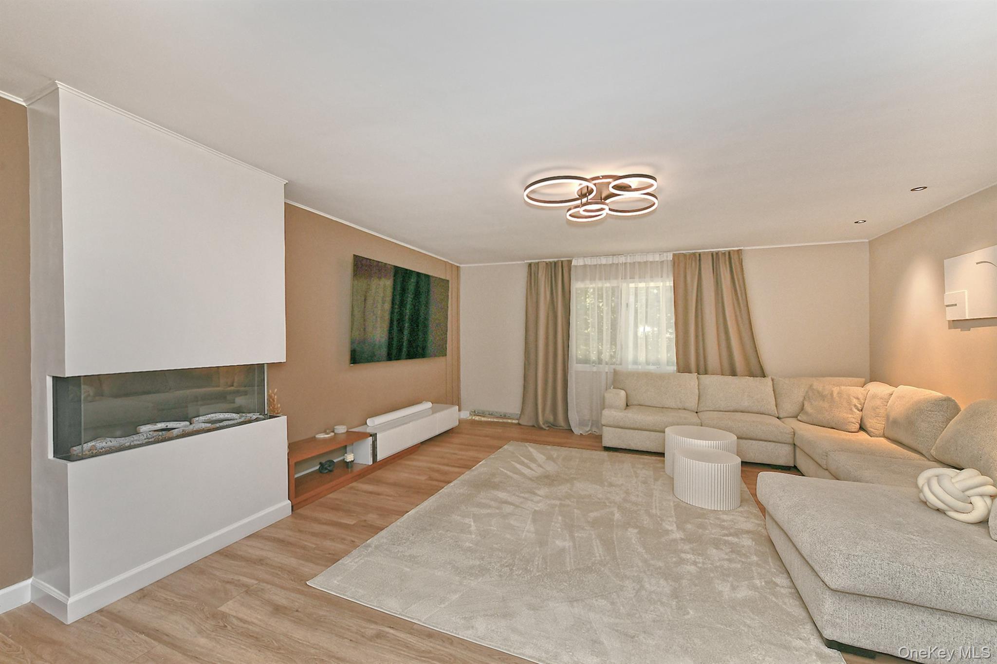 Single Family Burr  Suffolk County, NY 11731, MLS-920403-10