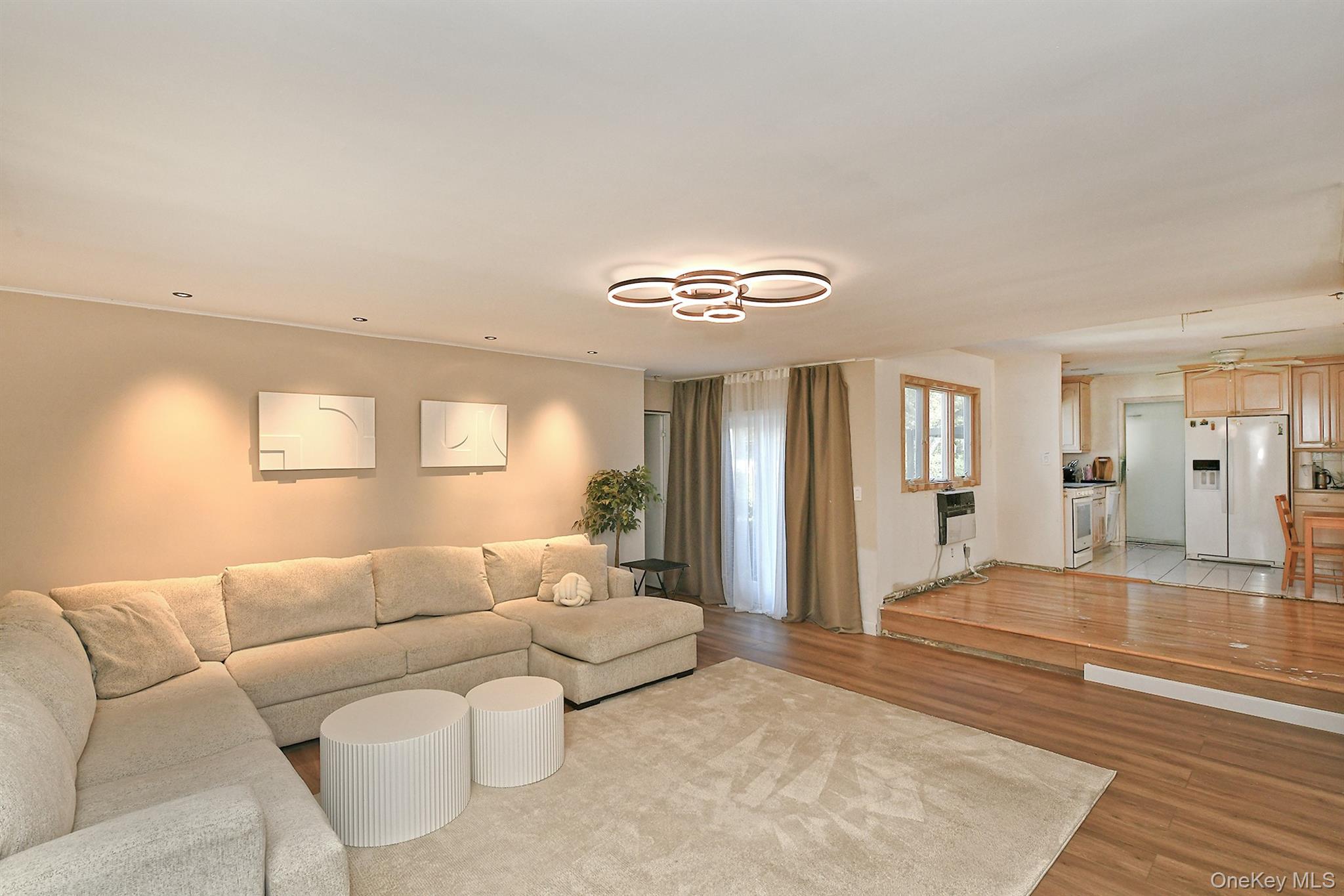 Single Family Burr  Suffolk County, NY 11731, MLS-920403-12