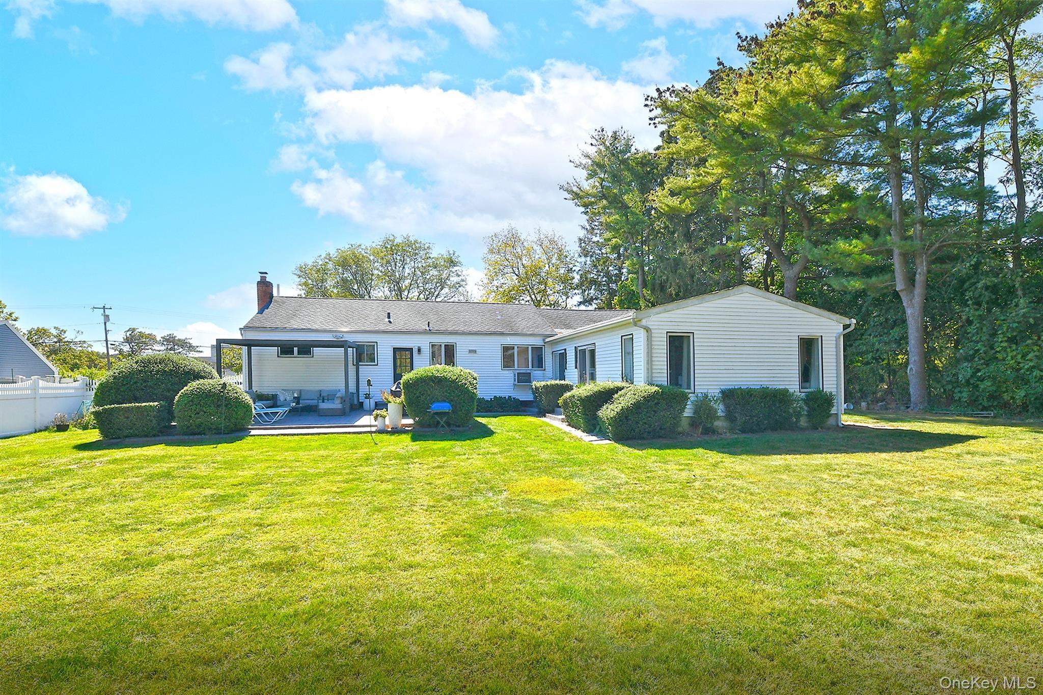 Single Family Burr  Suffolk County, NY 11731, MLS-920403-24