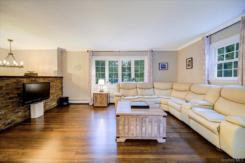 Single Family Jeffrey Putnam County, NY 10512, MLS-920409-10