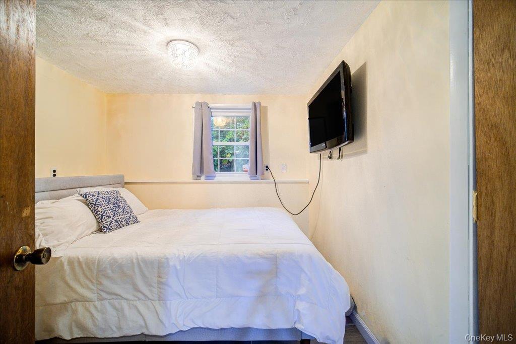 Single Family Jeffrey Putnam County, NY 10512, MLS-920409-30