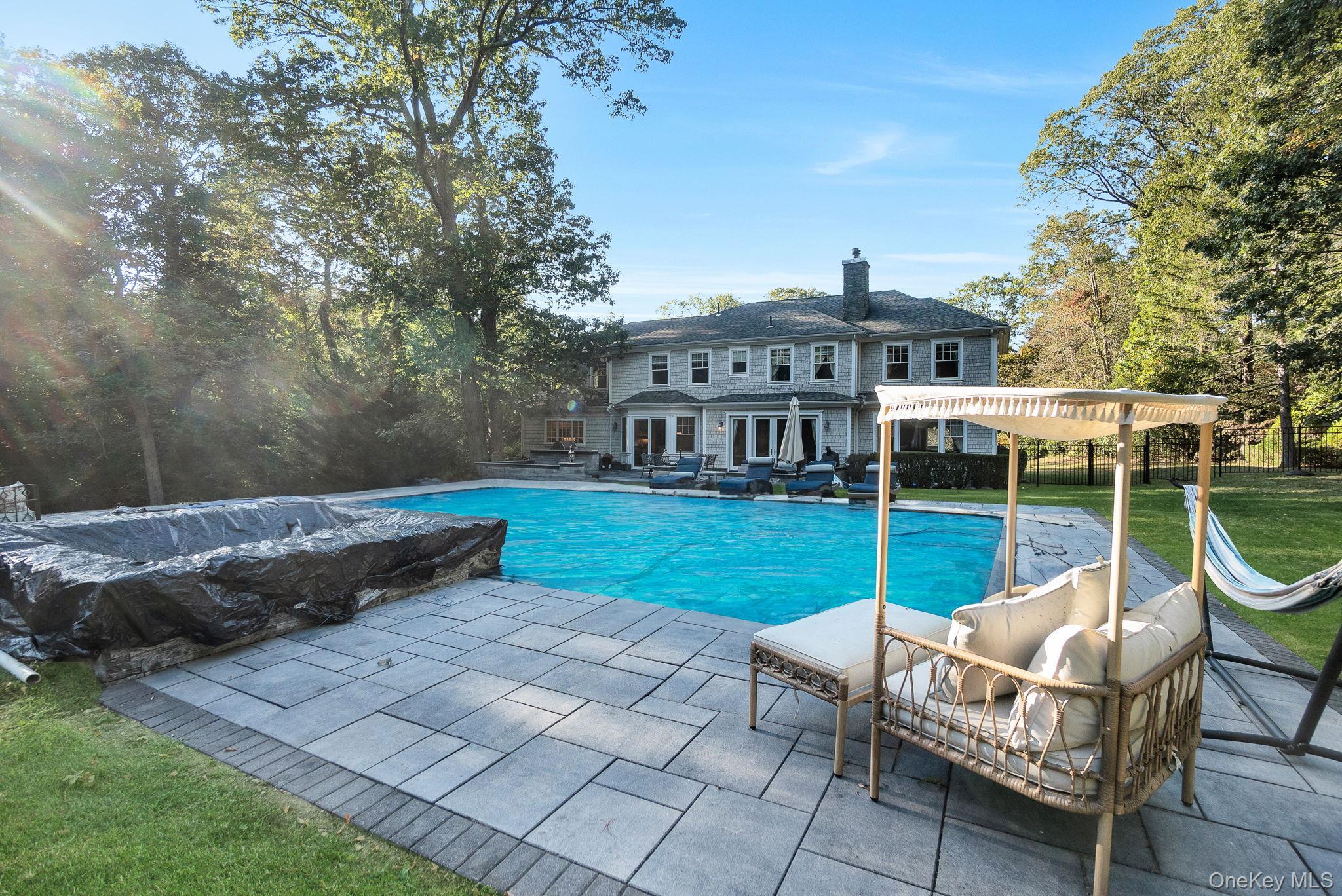 Single Family Norgate Nassau County, NY 11545, MLS-920410-39