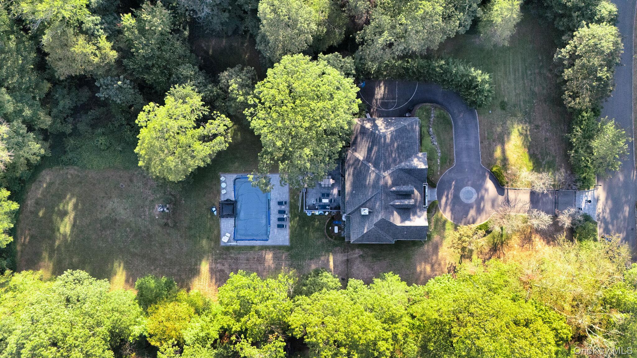 Single Family Norgate  Nassau County, NY 11545, MLS-920410-42