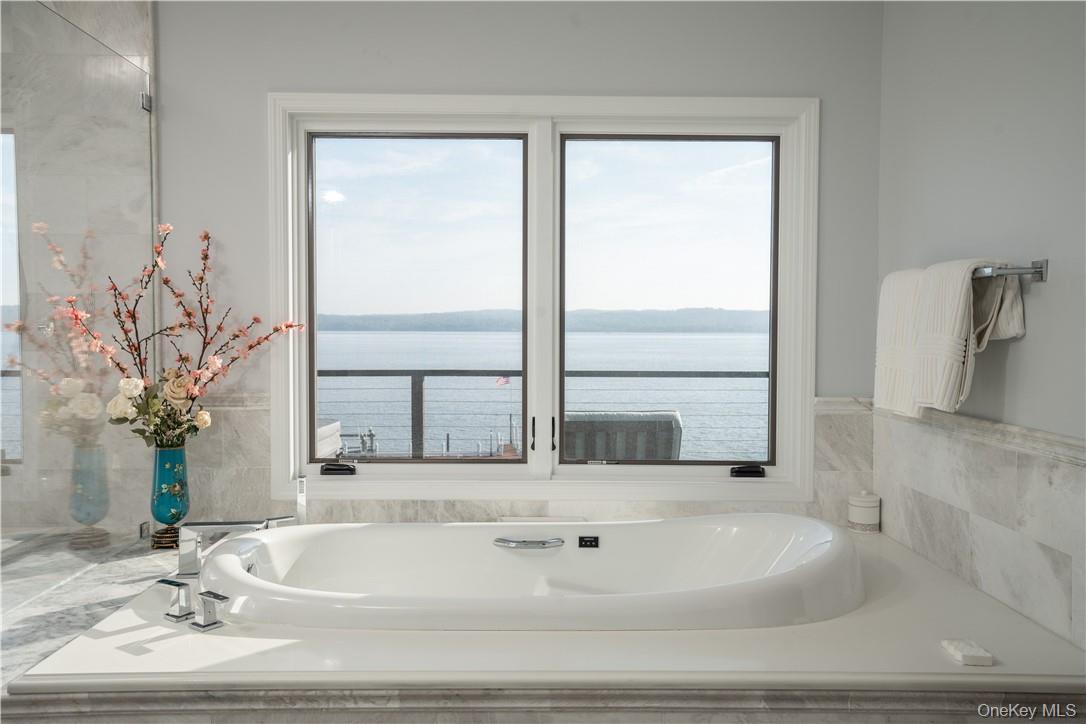 Single Family Voorhis  Rockland County, NY 10960, MLS-920416-21