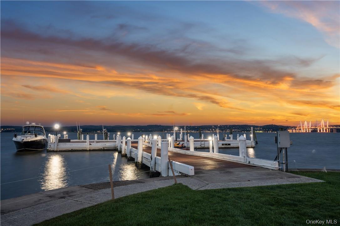 Single Family Voorhis  Rockland County, NY 10960, MLS-920416-4