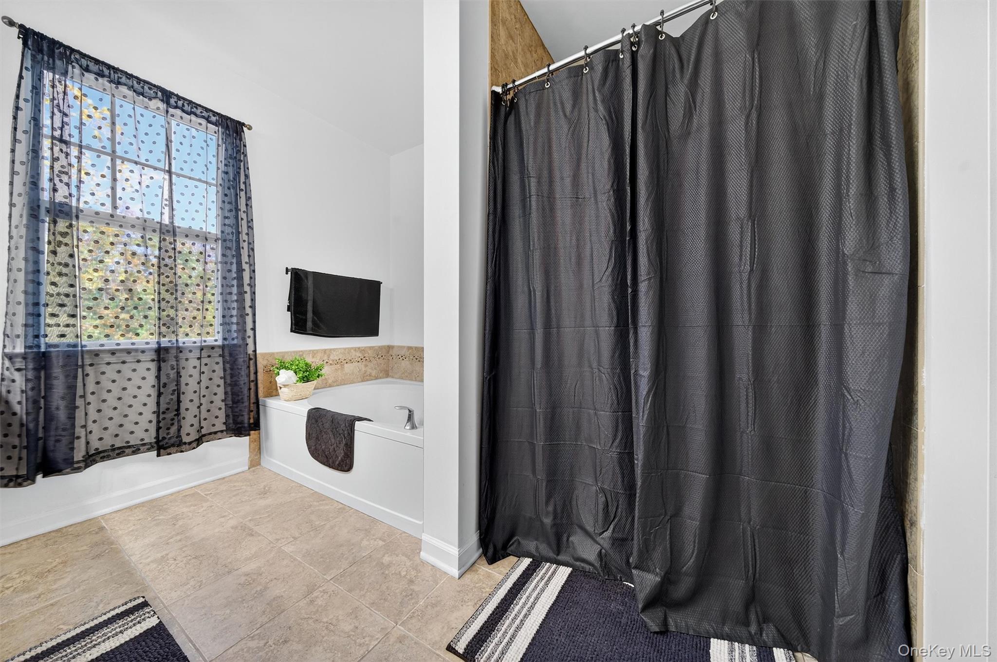 Single Family Avoncroft Orange County, NY 10940, MLS-920431-28