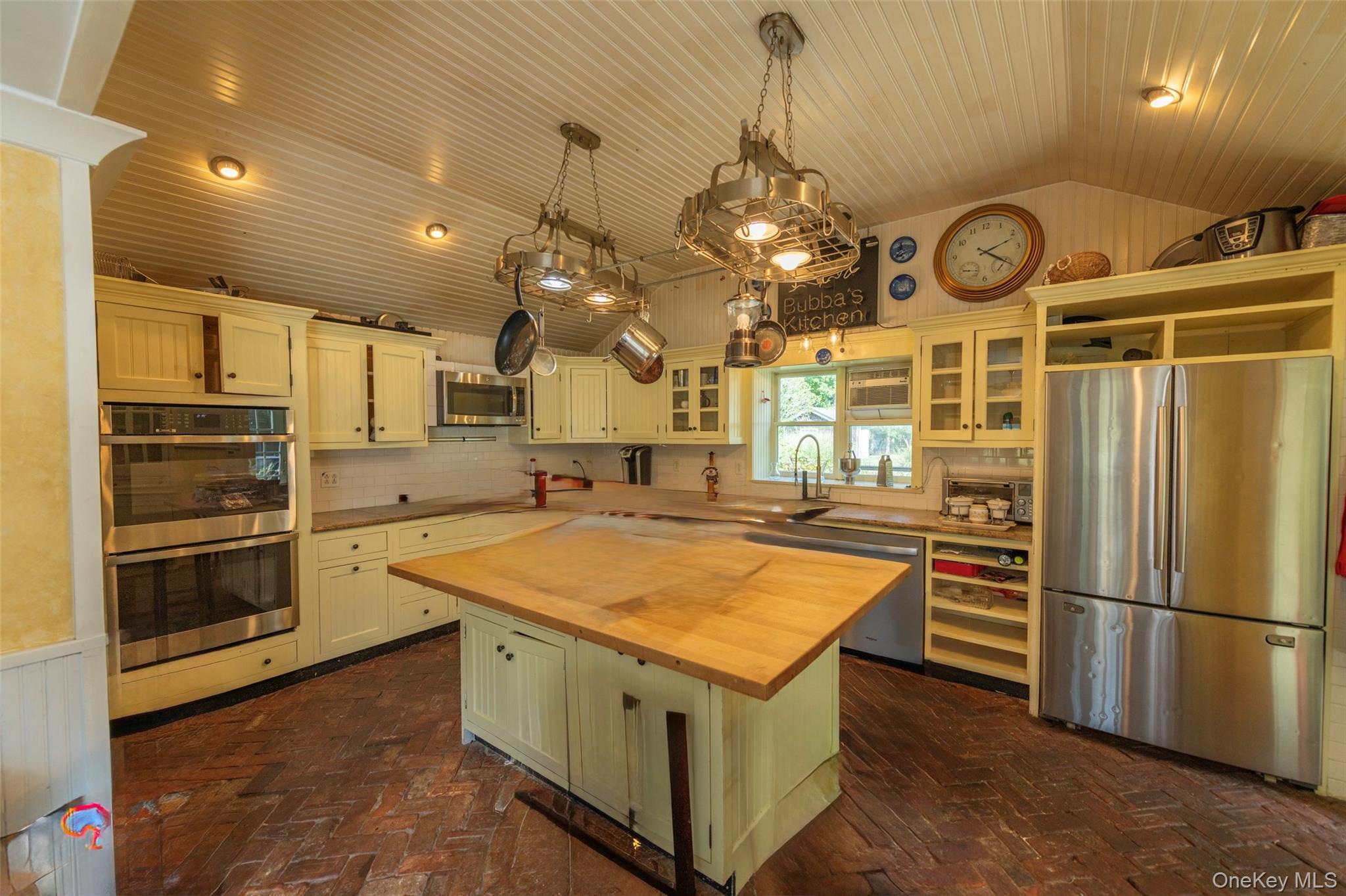 Single Family Belleview Suffolk County, NY 11934, MLS-920444-5