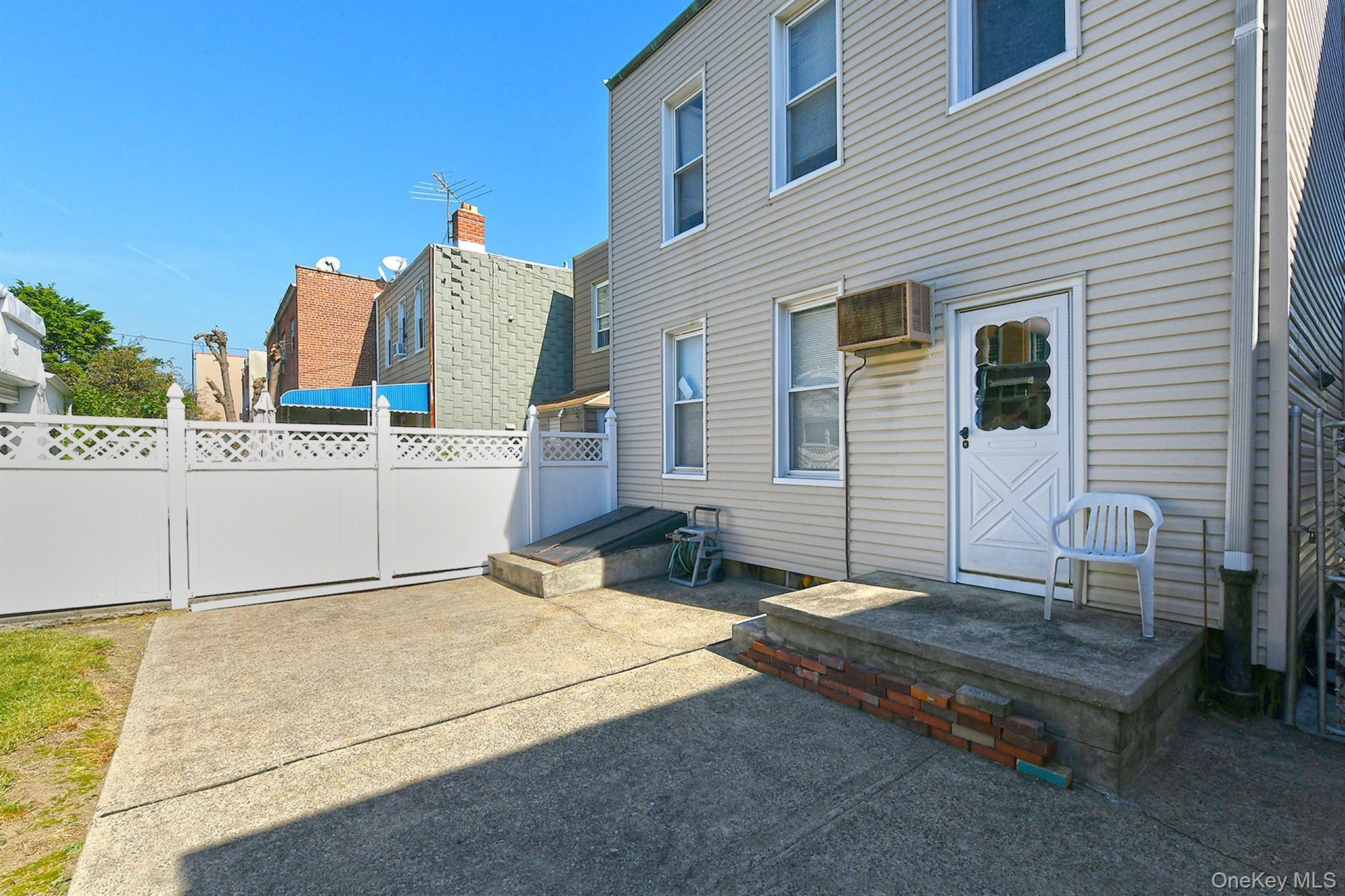 Single Family 47th Queens, NY 11103, MLS-920462-3