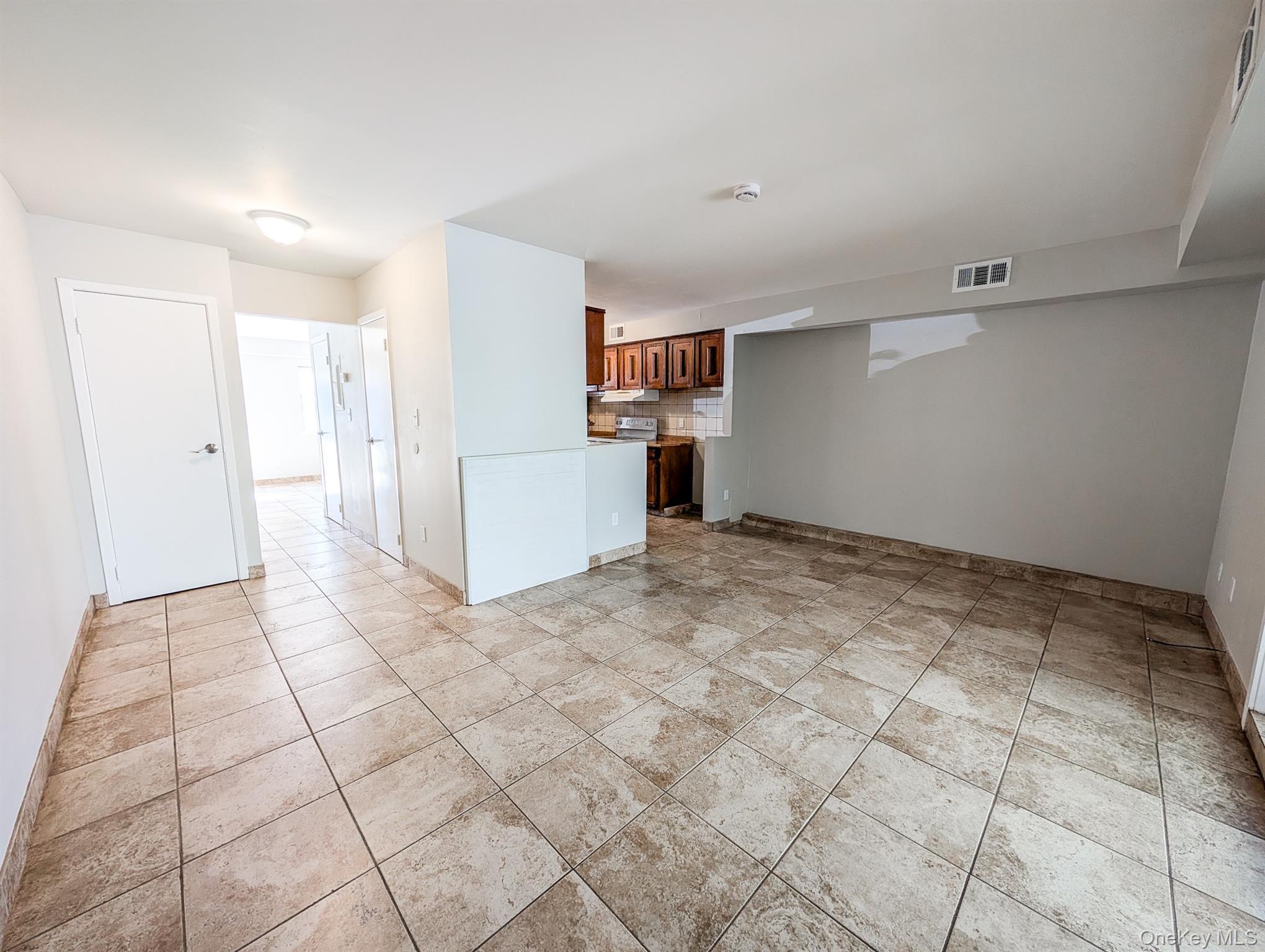 Condo Hill  Suffolk County, NY 11933, MLS-920463-6