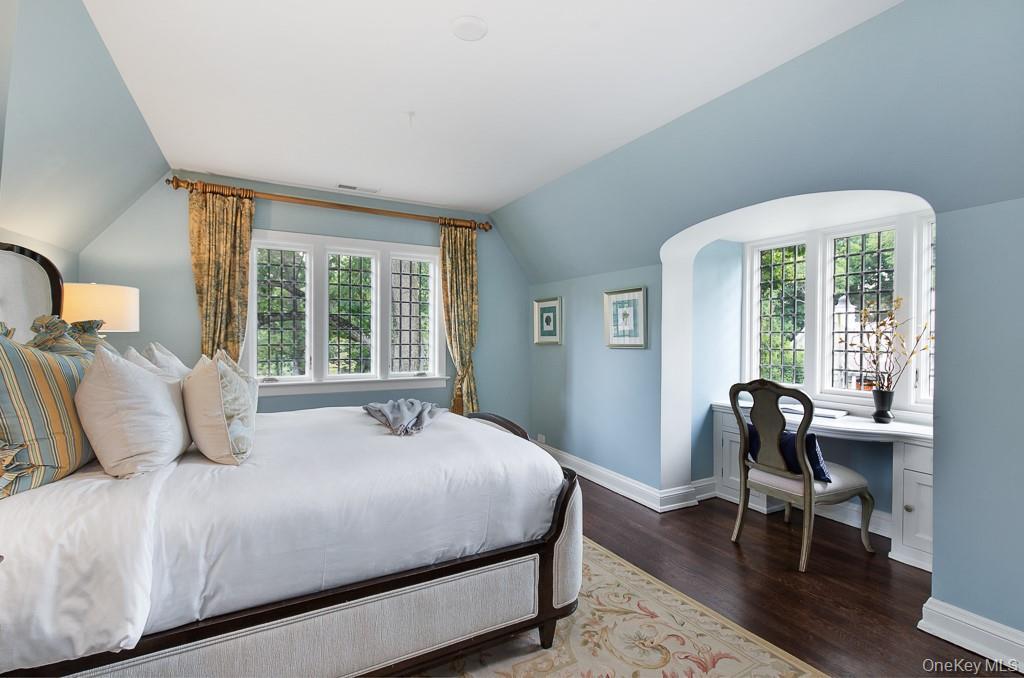 Single Family Hampshire Westchester County, NY 10708, MLS-920495-28