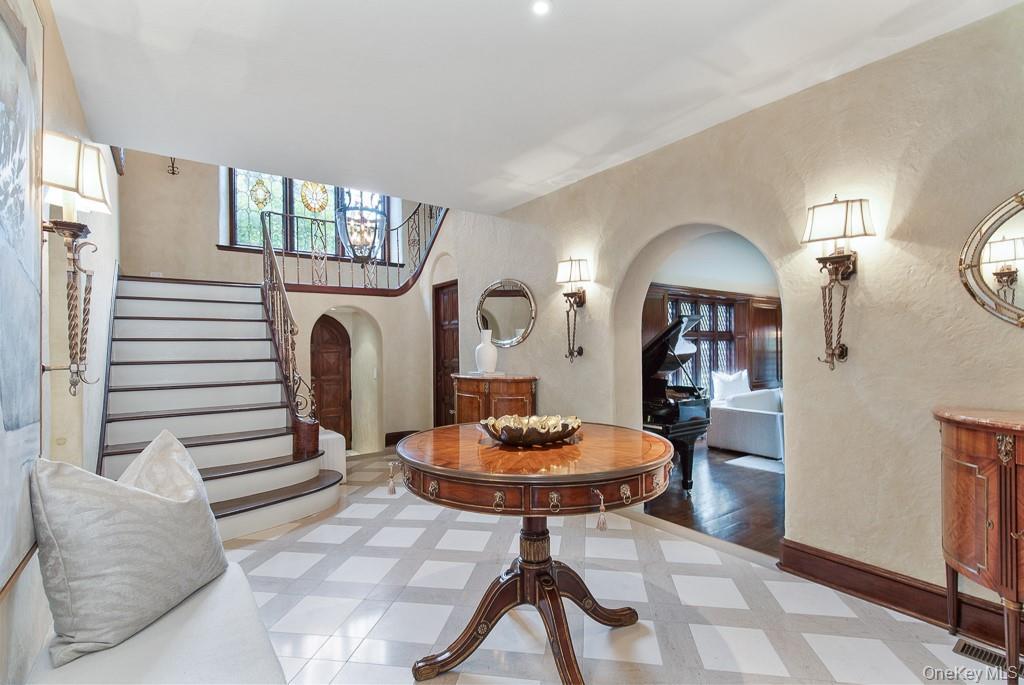 Single Family Hampshire Westchester County, NY 10708, MLS-920495-3