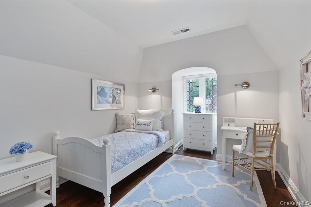 Single Family Hampshire Westchester County, NY 10708, MLS-920495-31