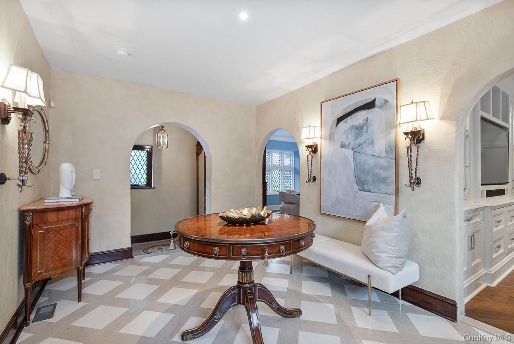 Single Family Hampshire Westchester County, NY 10708, MLS-920495-4