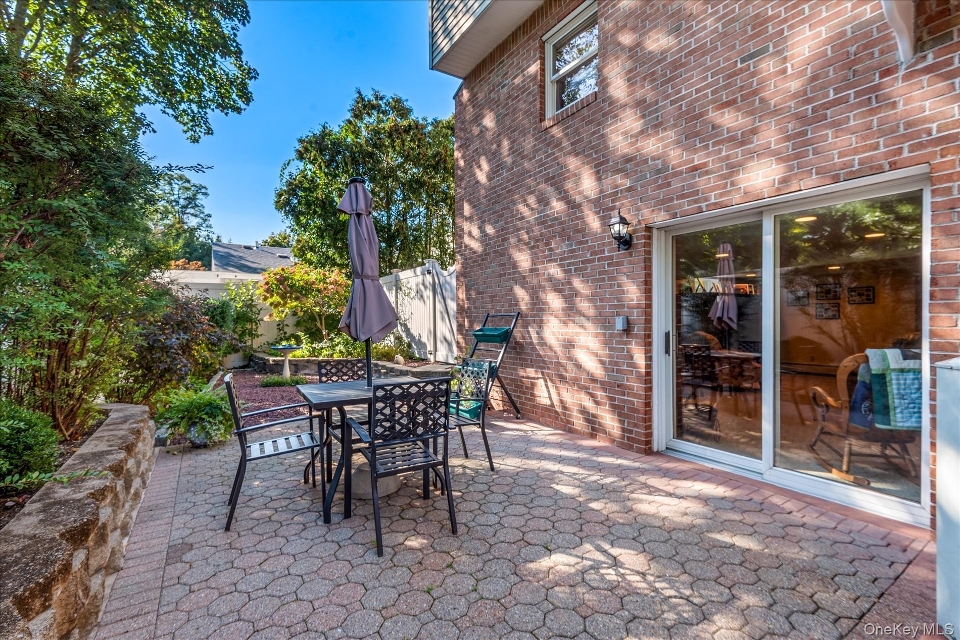 Single Family Violet Nassau County, NY 11709, MLS-920497-11