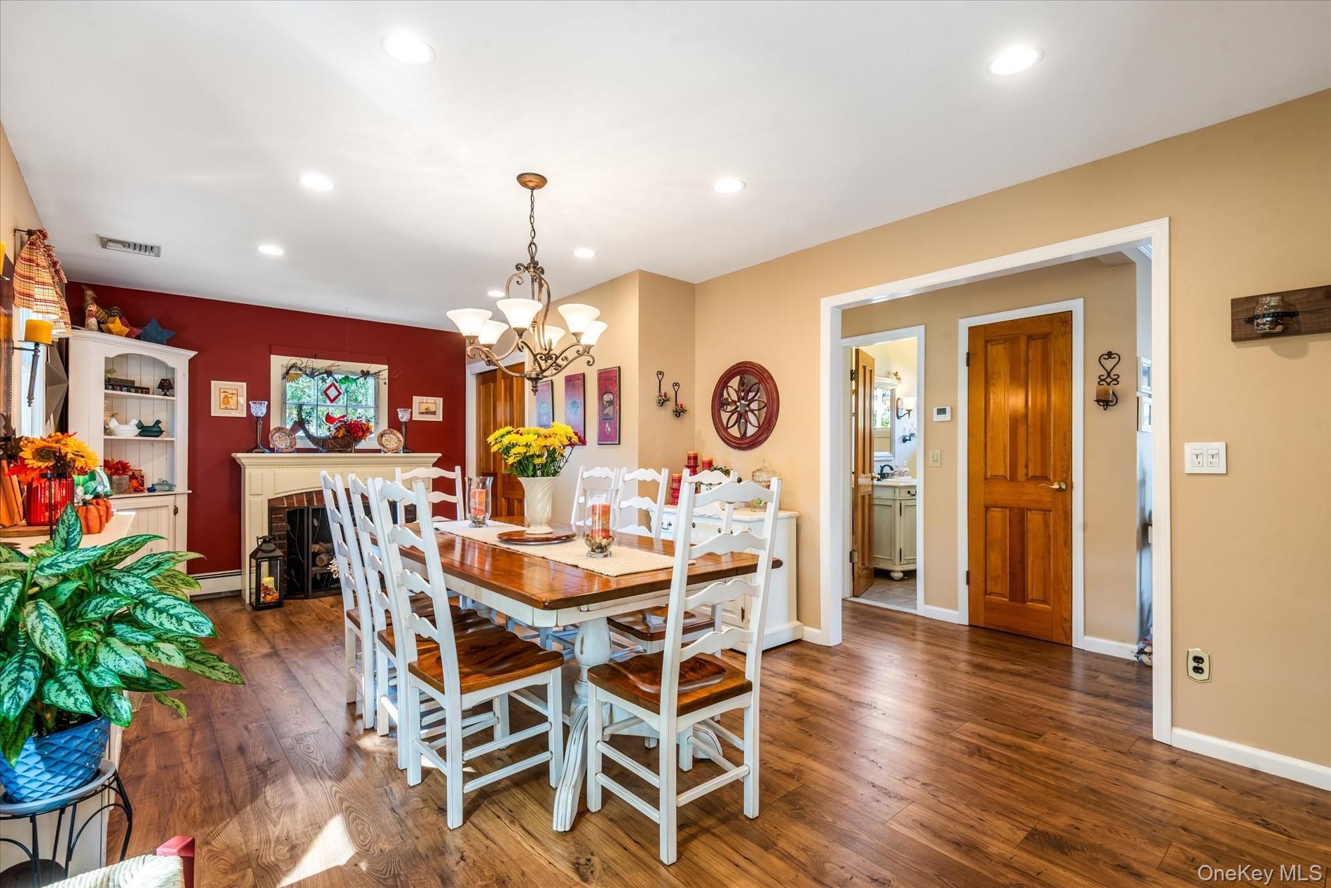 Single Family Violet Nassau County, NY 11709, MLS-920497-20