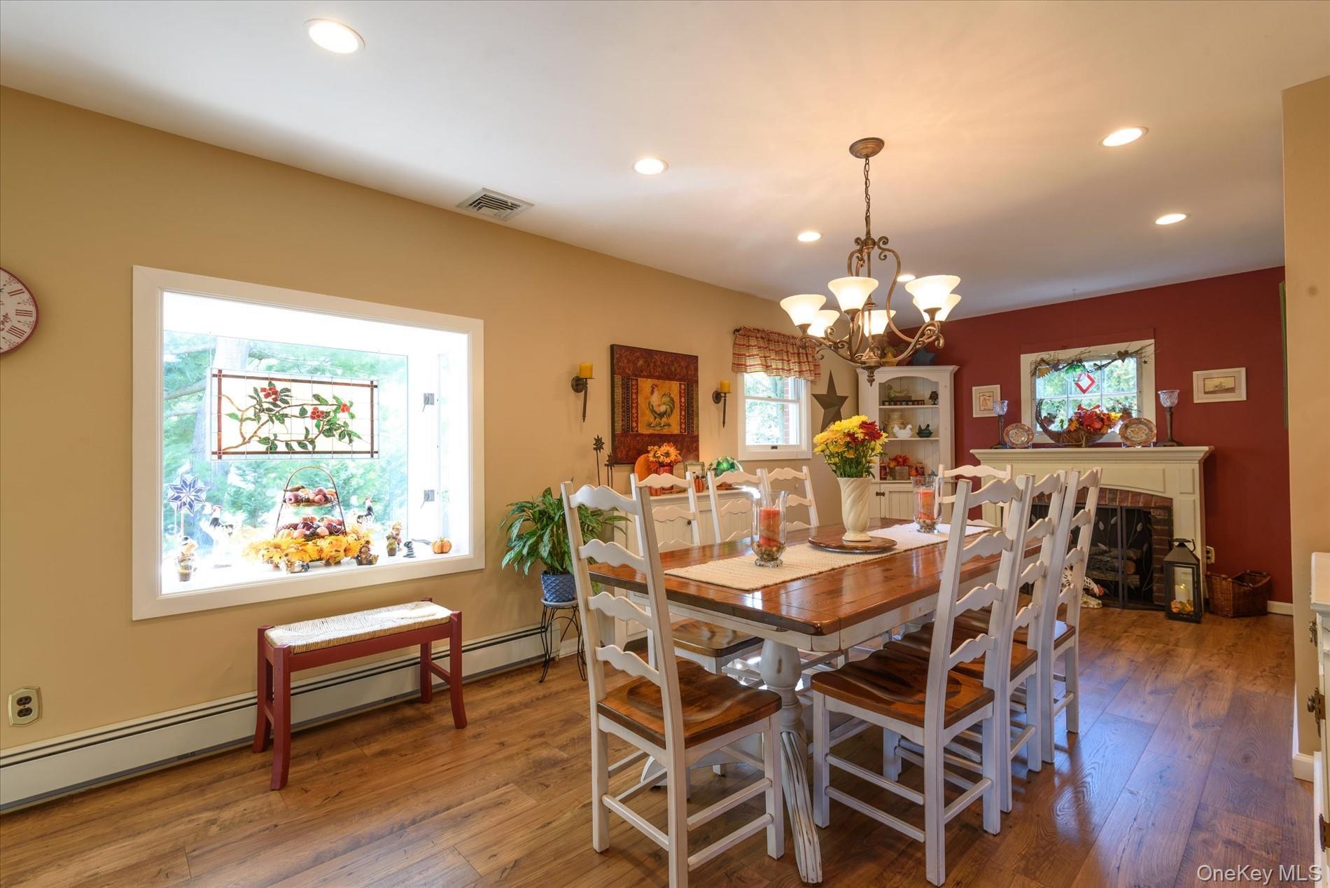 Single Family Violet Nassau County, NY 11709, MLS-920497-21