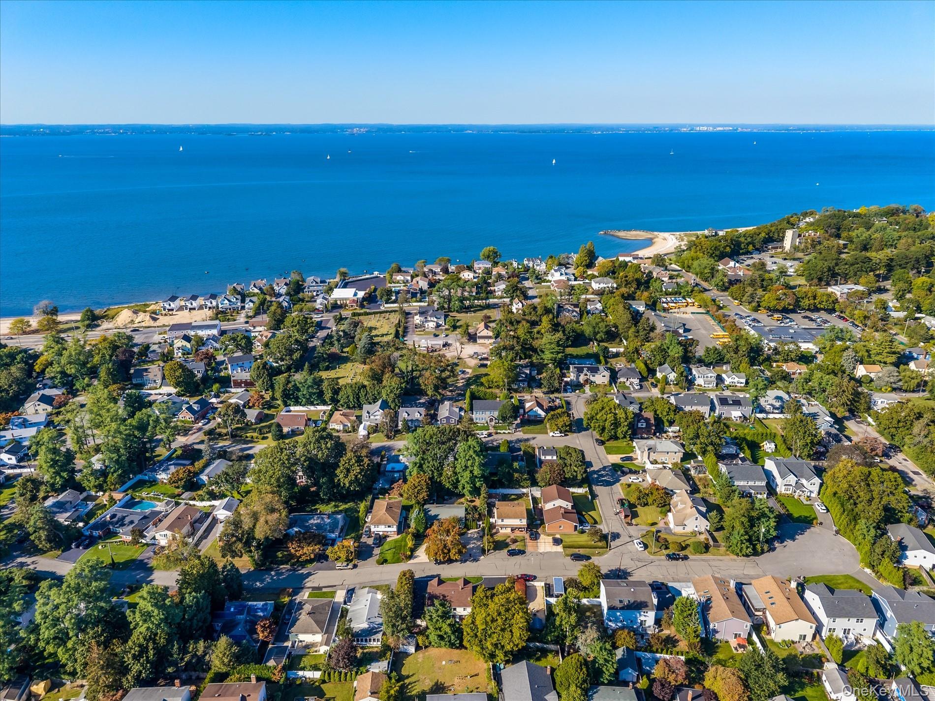 Single Family Violet Nassau County, NY 11709, MLS-920497-41