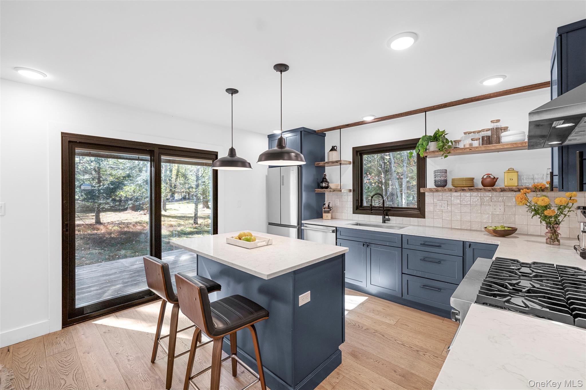 Single Family Van Dale Ulster County, NY 12498, MLS-920540-16