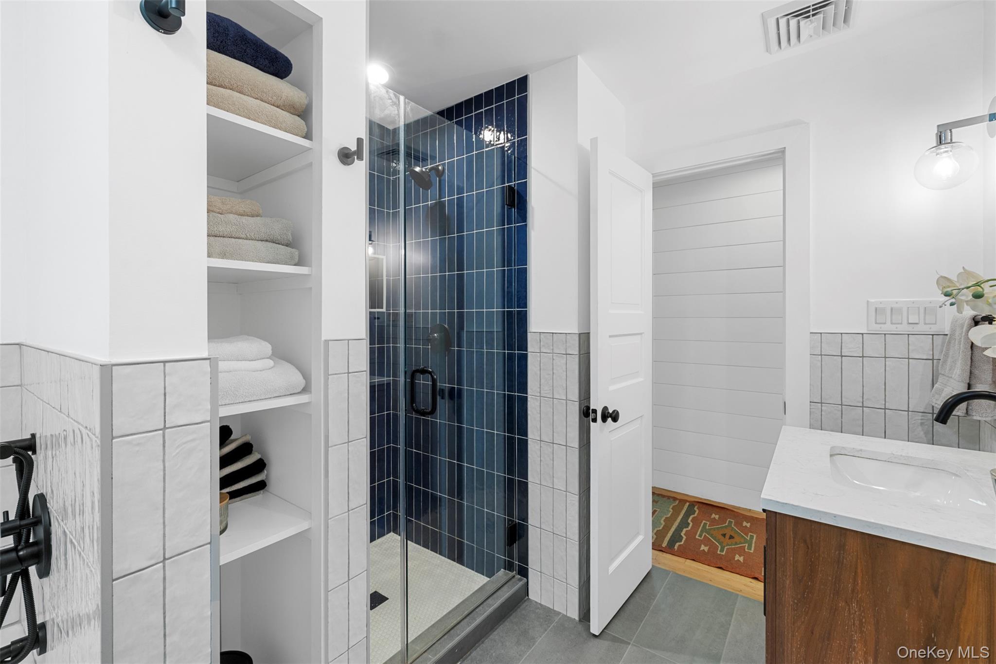 Single Family Van Dale Ulster County, NY 12498, MLS-920540-35