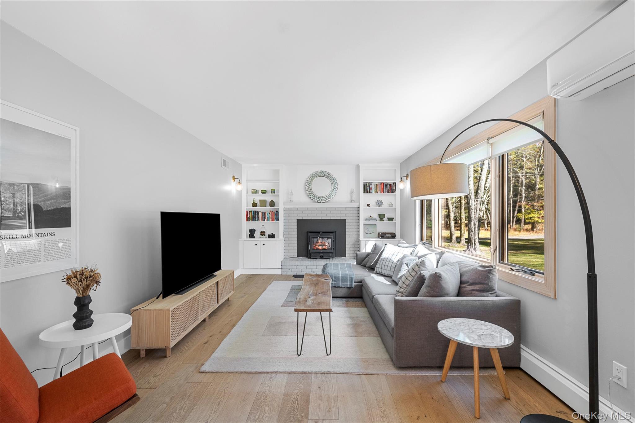 Single Family Van Dale Ulster County, NY 12498, MLS-920540-8