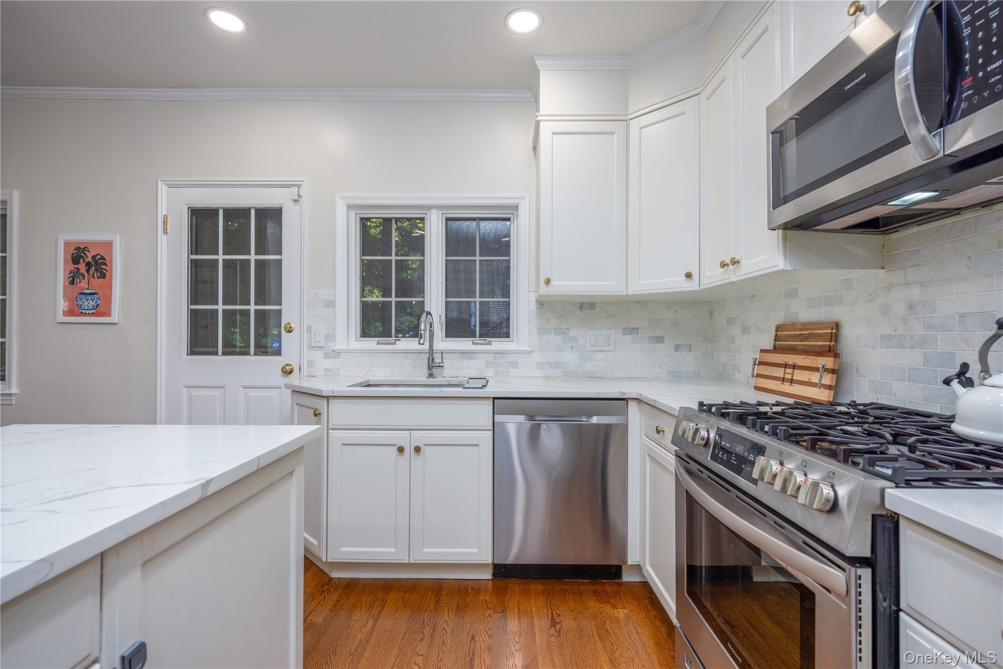 Single Family Pondfield Westchester County, NY 10708, MLS-920564-14