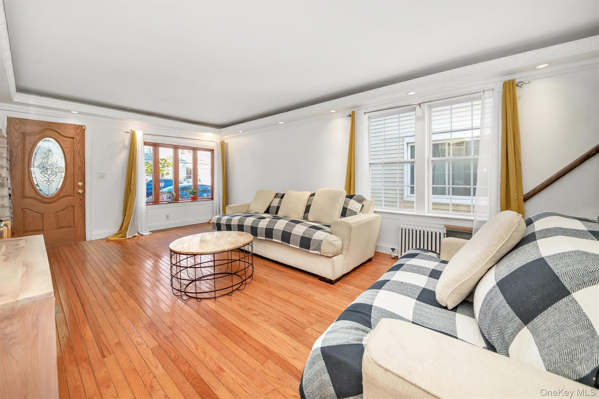 Single Family Albert  Queens, NY 11417, MLS-920573-6