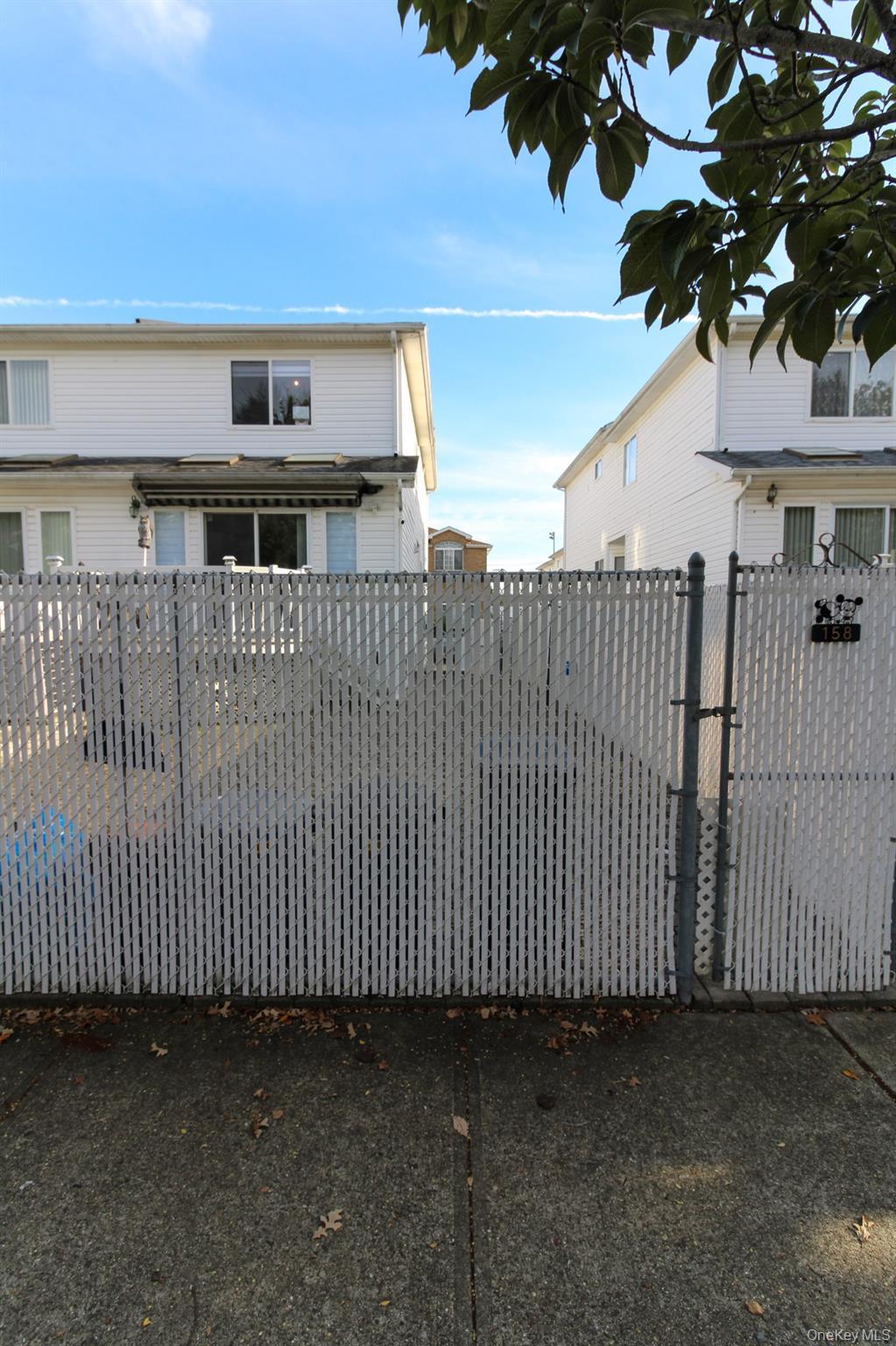 Single Family Camden Staten Island, NY 10309, MLS-920588-13