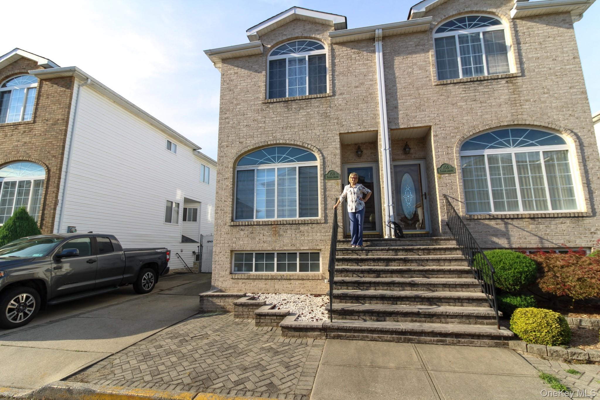 Single Family Camden Staten Island, NY 10309, MLS-920588-9