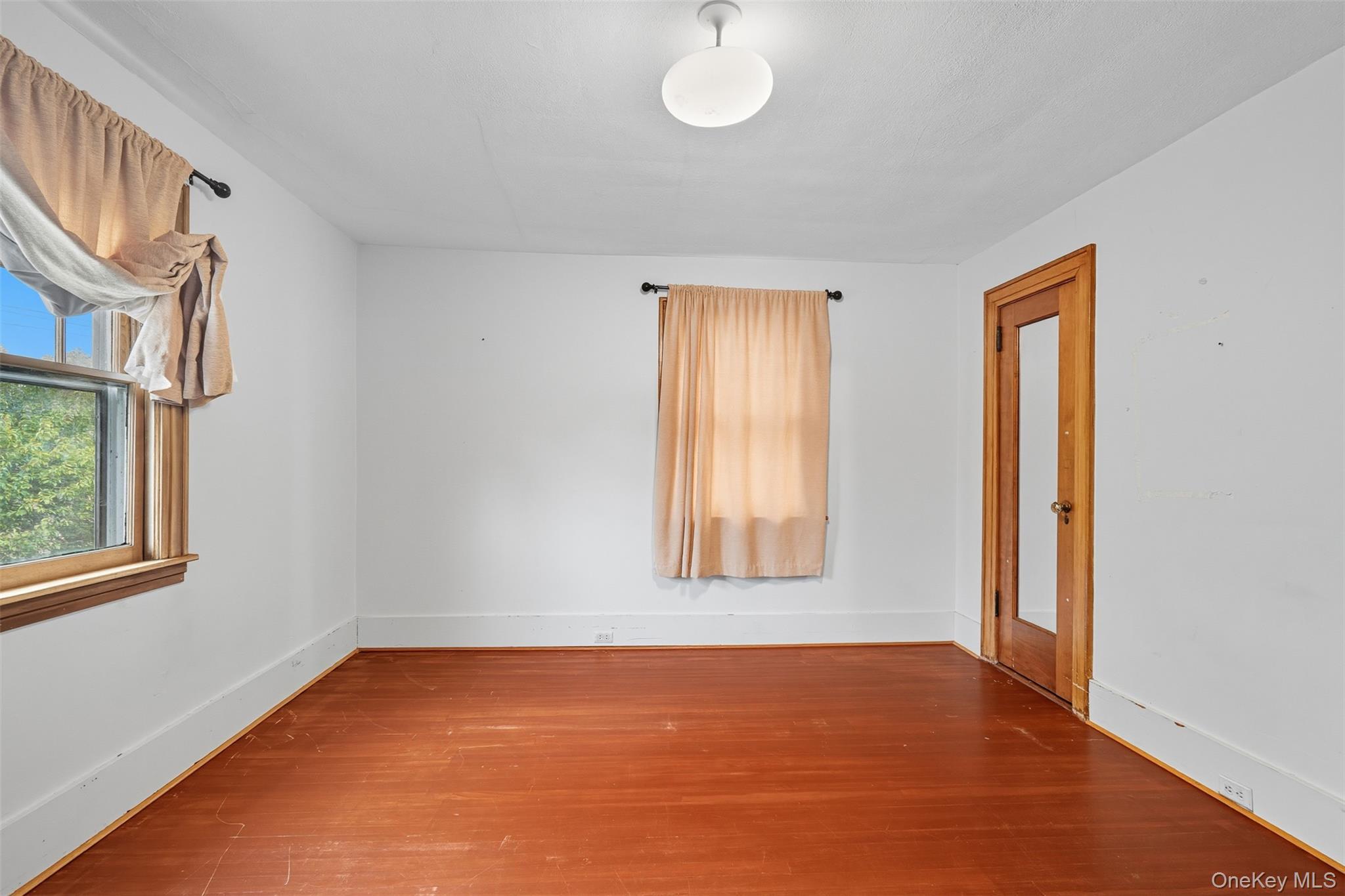 Single Family Washington  Rockland County, NY 10901, MLS-920609-18