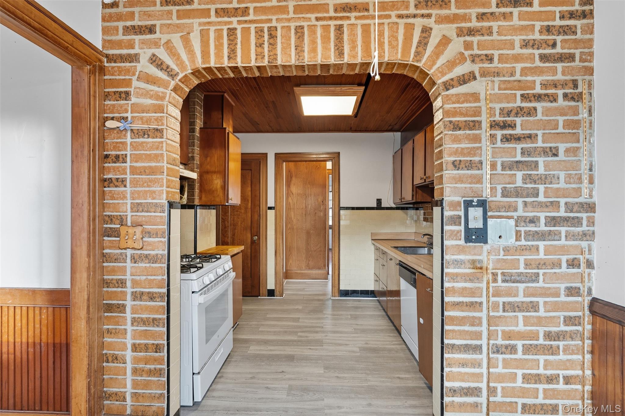 Single Family Washington  Rockland County, NY 10901, MLS-920609-6