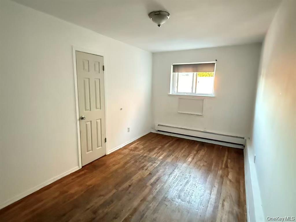 Single Family 97th Queens, NY 11416, MLS-920616-12