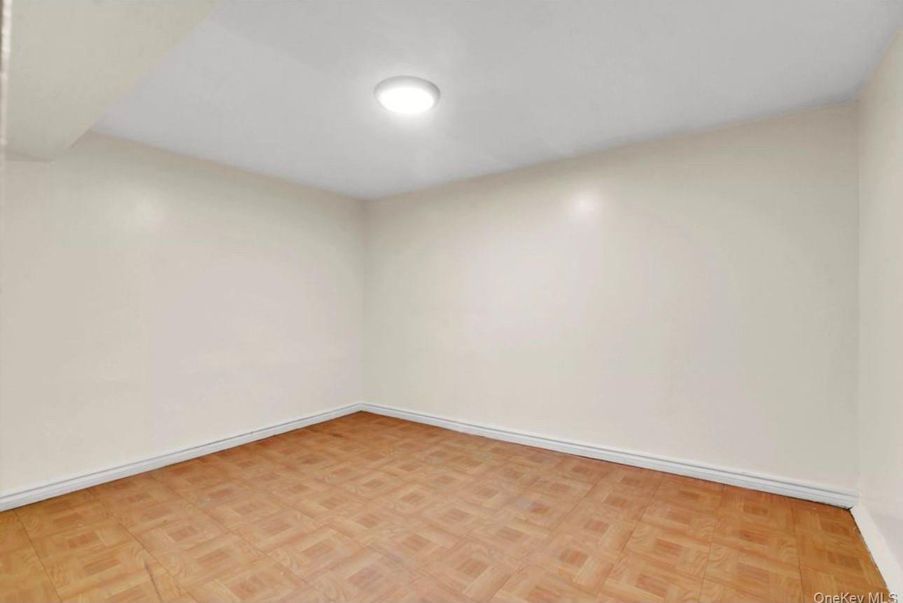 Single Family 85th  Queens, NY 11421, MLS-920630-28