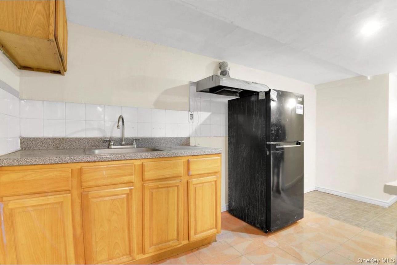 Single Family 85th  Queens, NY 11421, MLS-920630-31