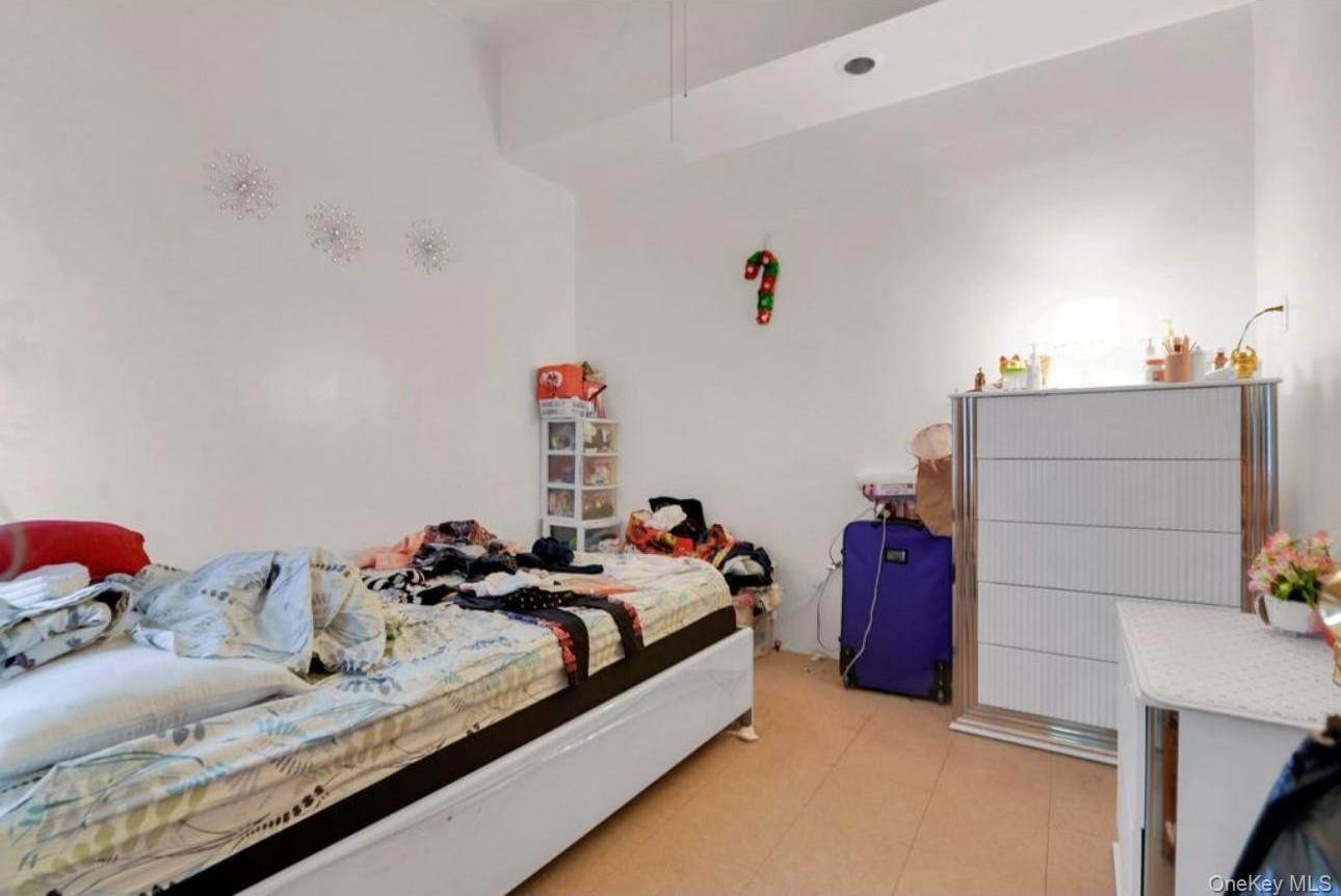 Single Family 85th  Queens, NY 11421, MLS-920630-8