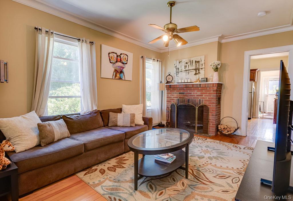 Single Family Juniper Suffolk County, NY 11778, MLS-920660-2