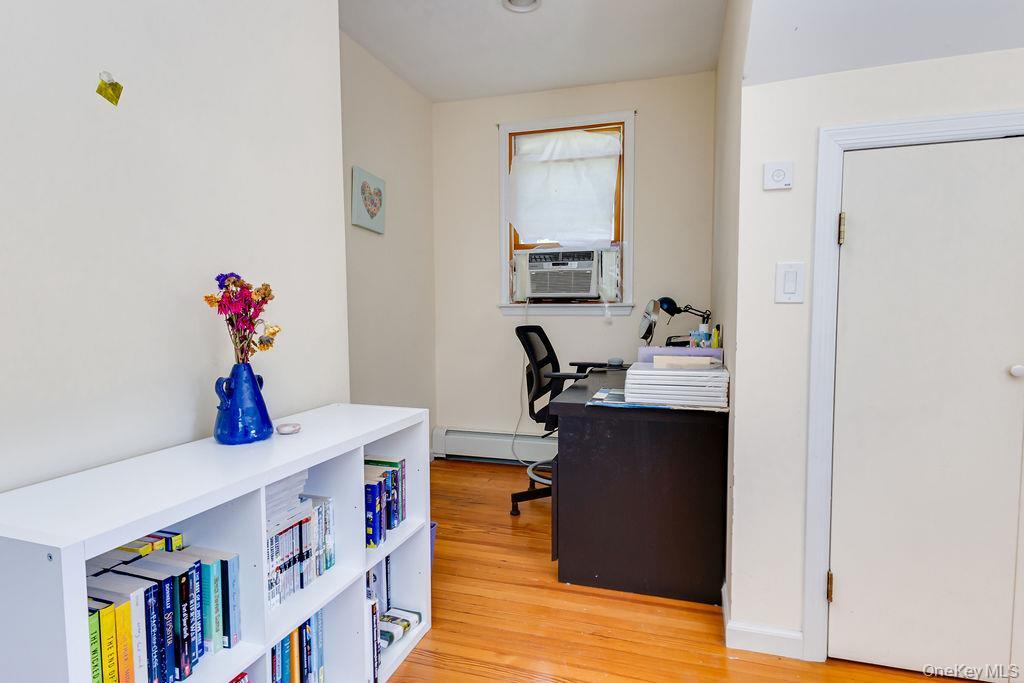 Single Family Juniper Suffolk County, NY 11778, MLS-920660-20