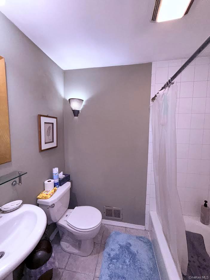 Single Family Stanley Suffolk County, NY 11720, MLS-920695-10