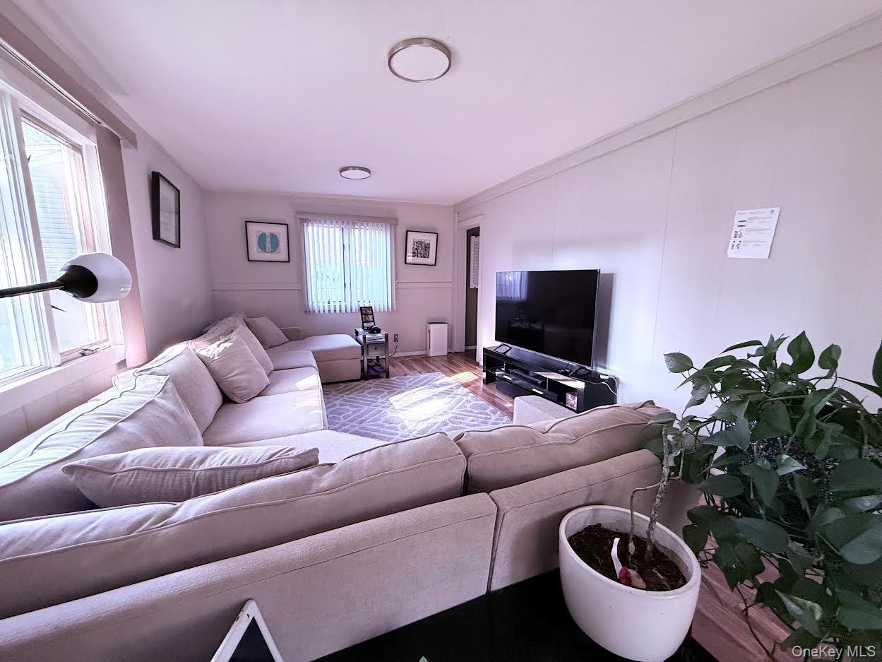 Single Family Stanley Suffolk County, NY 11720, MLS-920695-6